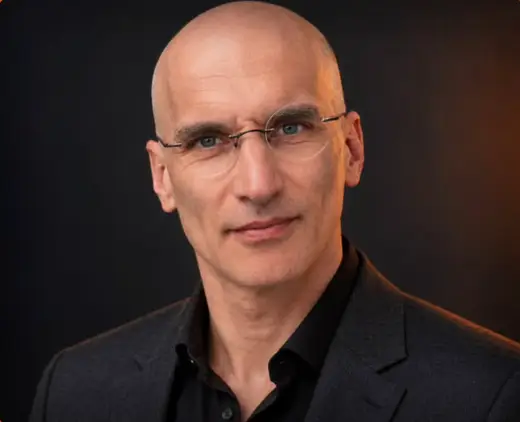 Porträt Manuel Günther | hundertzwölfMED Porträt Manuel Günther